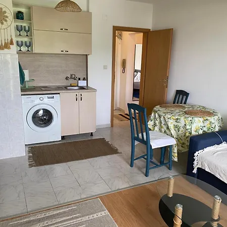 аксак Apartment *